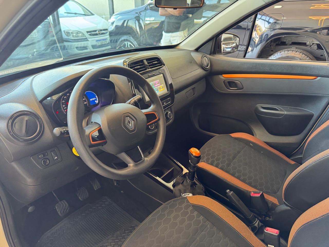 Kwid 1.0 12V 4P SCE FLEX OUTSIDER