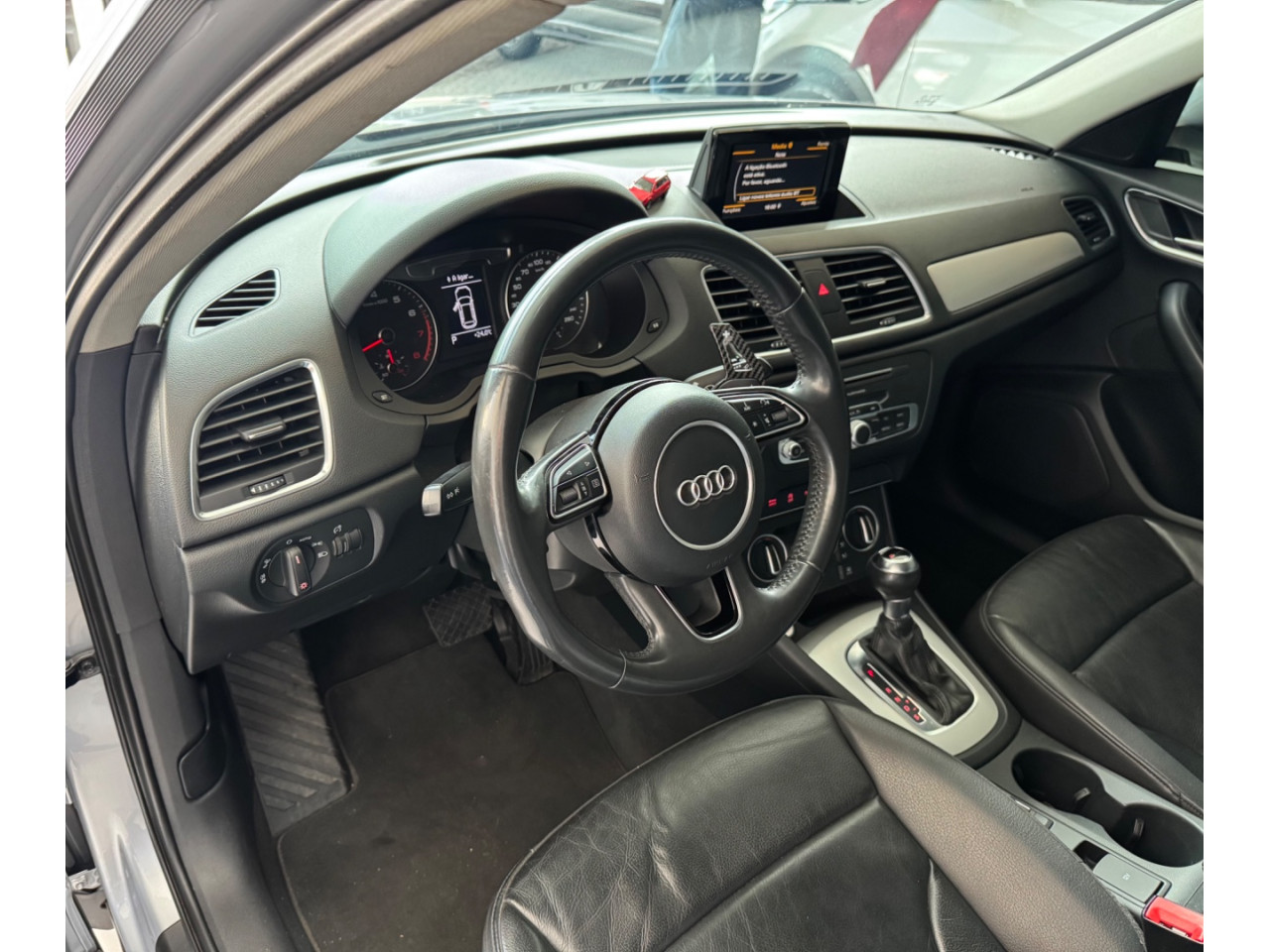 AUDI Q3 1.4 4P TFSI AMBIENTE S-TRONIC AUTOMÁTICO