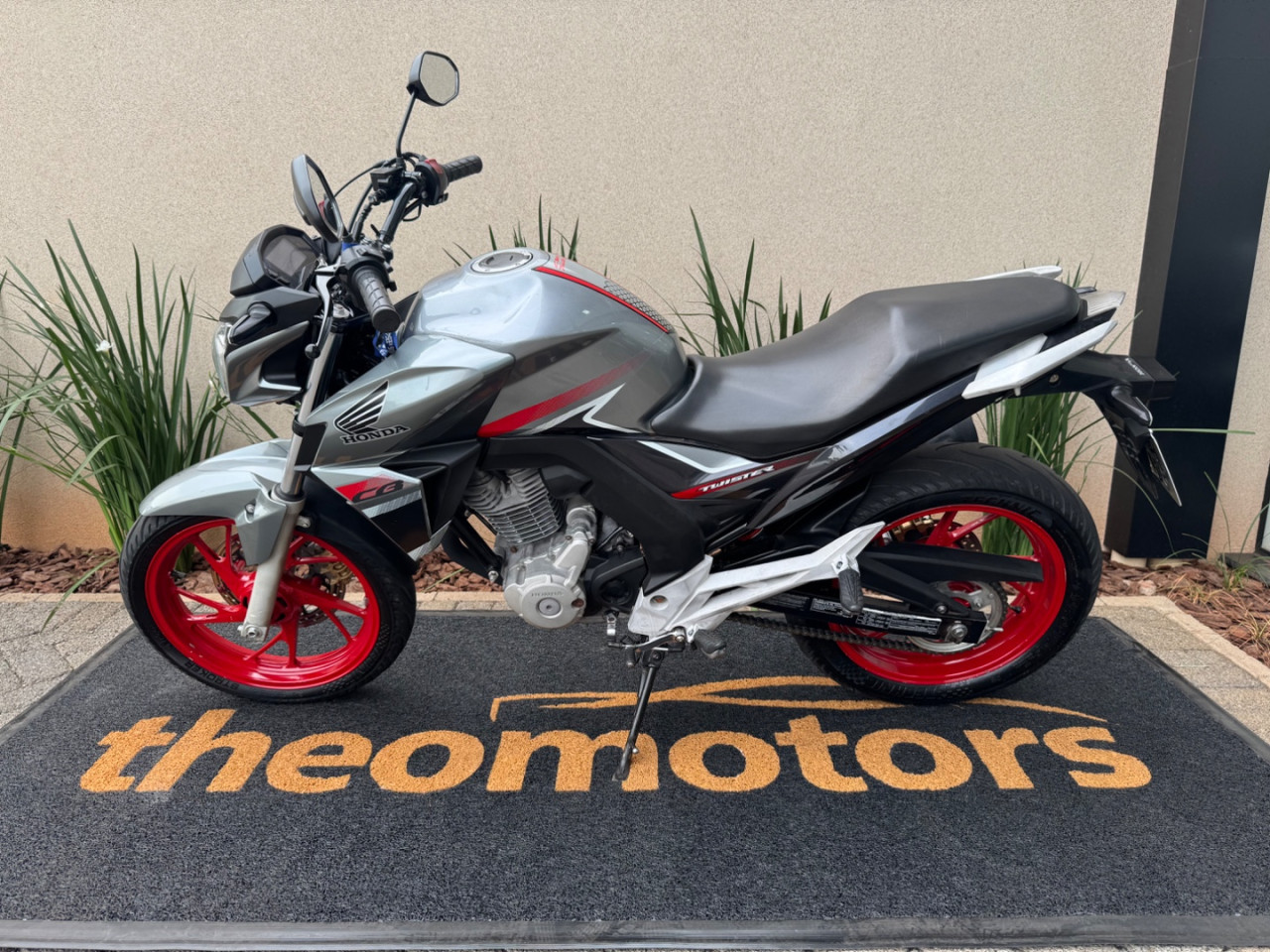 CB 250 F Twister FLEXONE