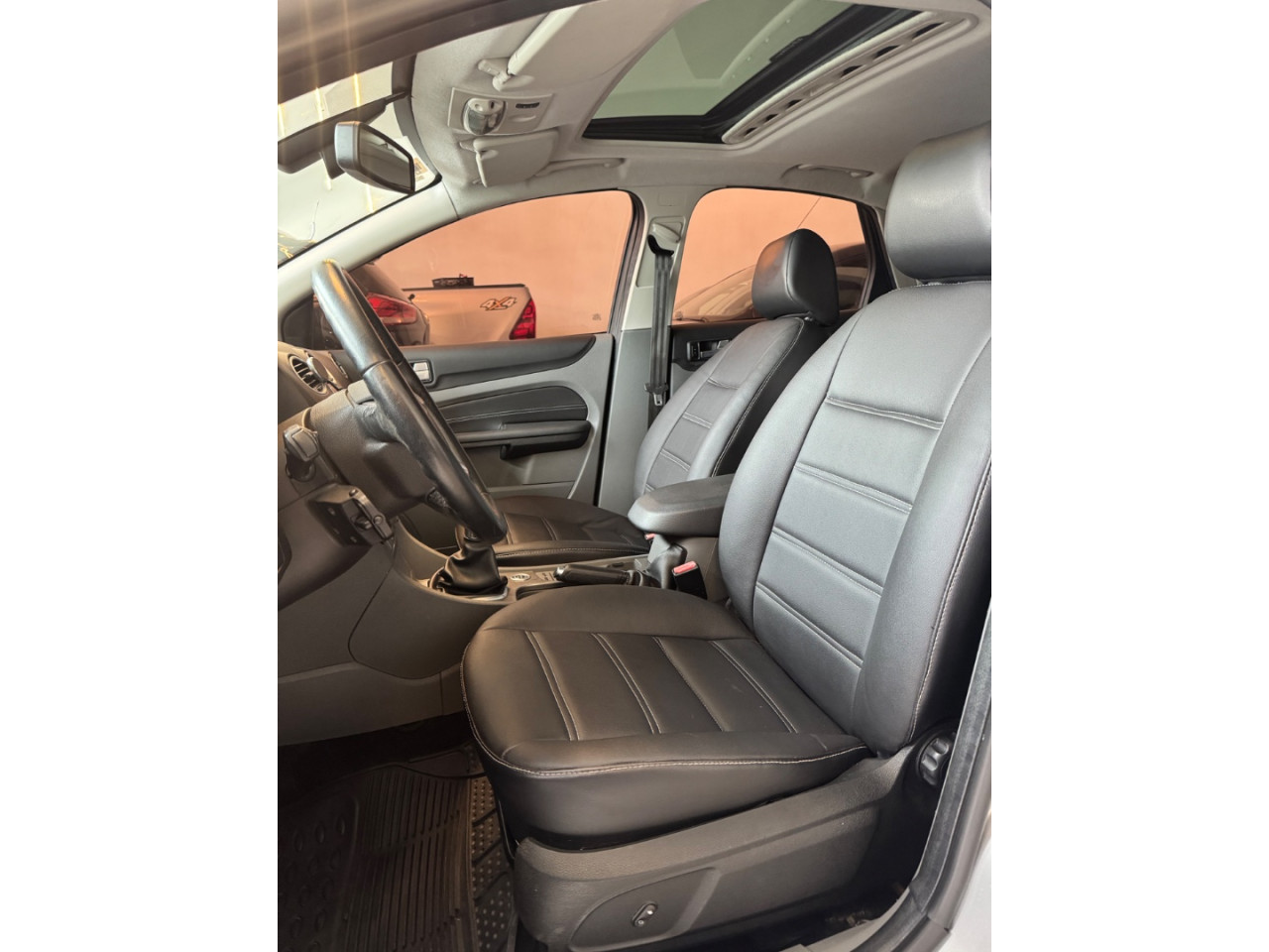 Focus Hatch 2.0 16V 4P TITANIUM FLEX