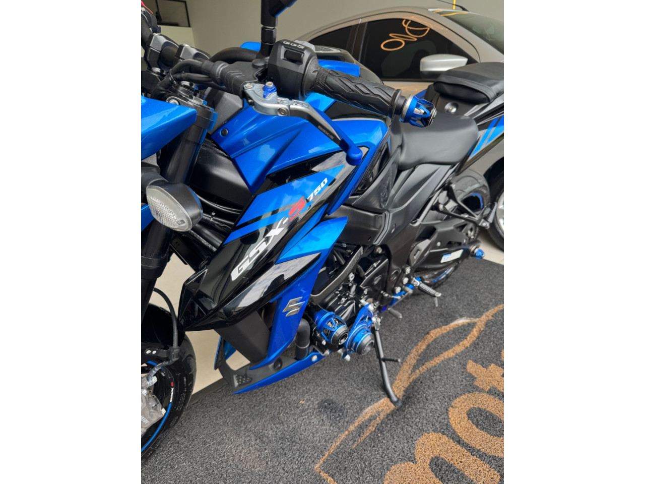 GSX-S 750 ABS