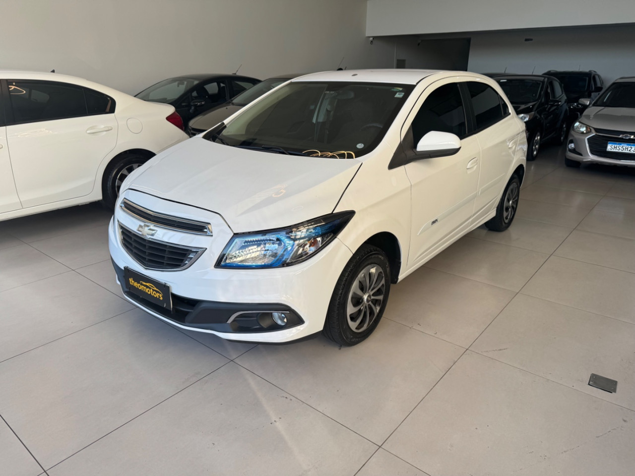 CHEVROLET Onix Hatch 1.0 4P FLEX LT