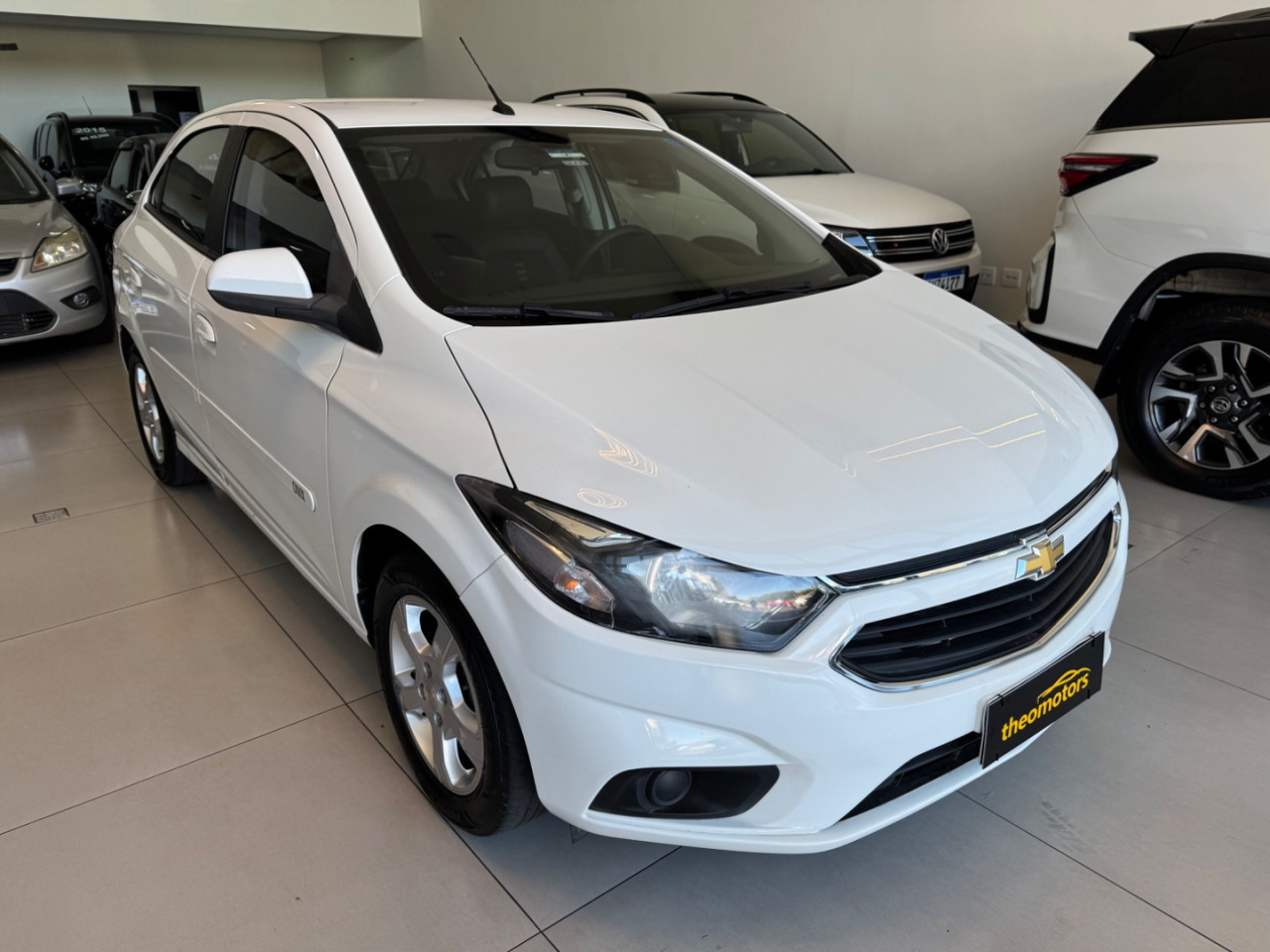 Onix Hatch 1.4 4P FLEX LT AUTOMÁTICO
