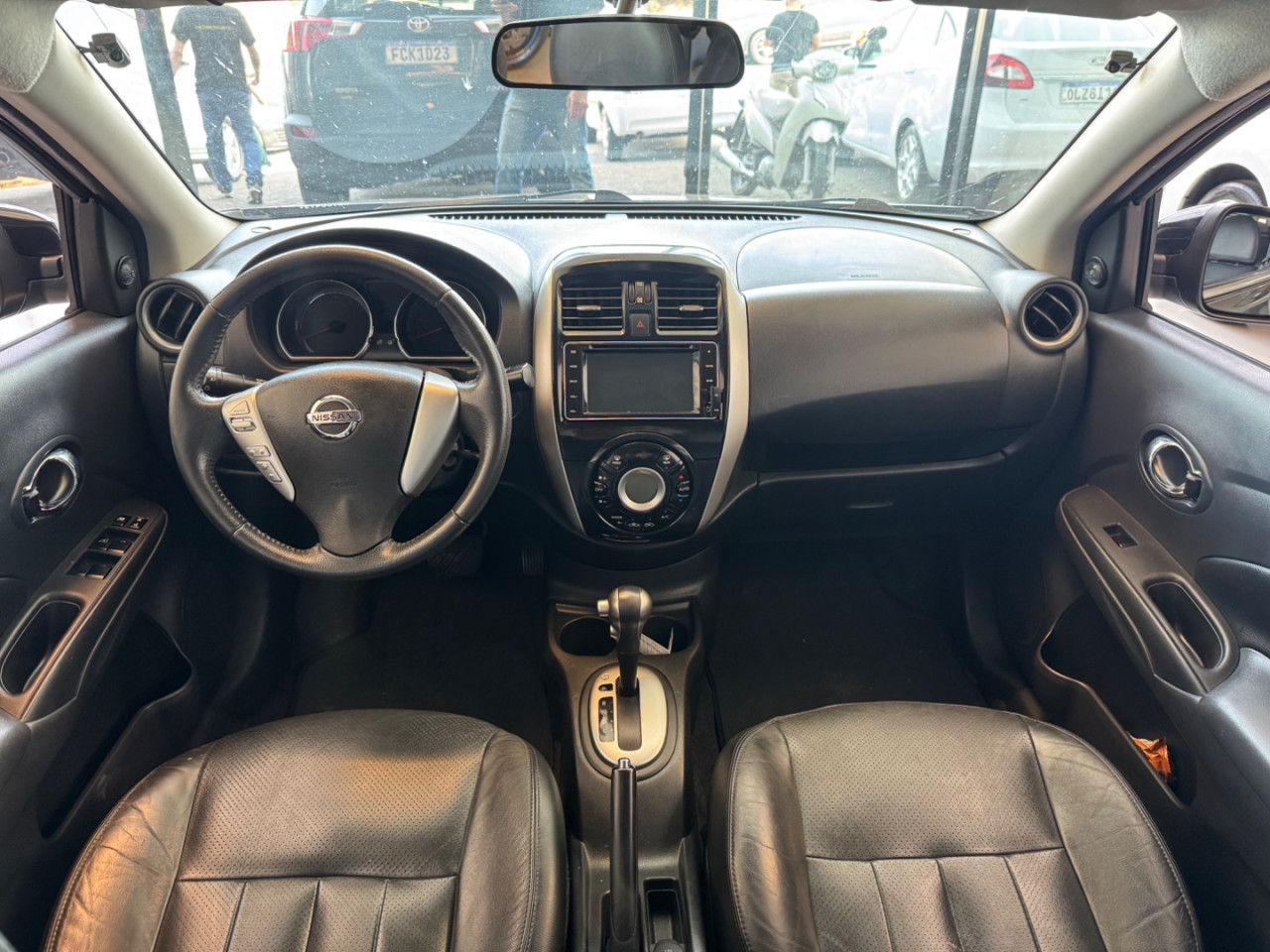 Versa Sedan 1.6 16V 4P SL FLEX XTRONIC AUTOMÁTICO CVT