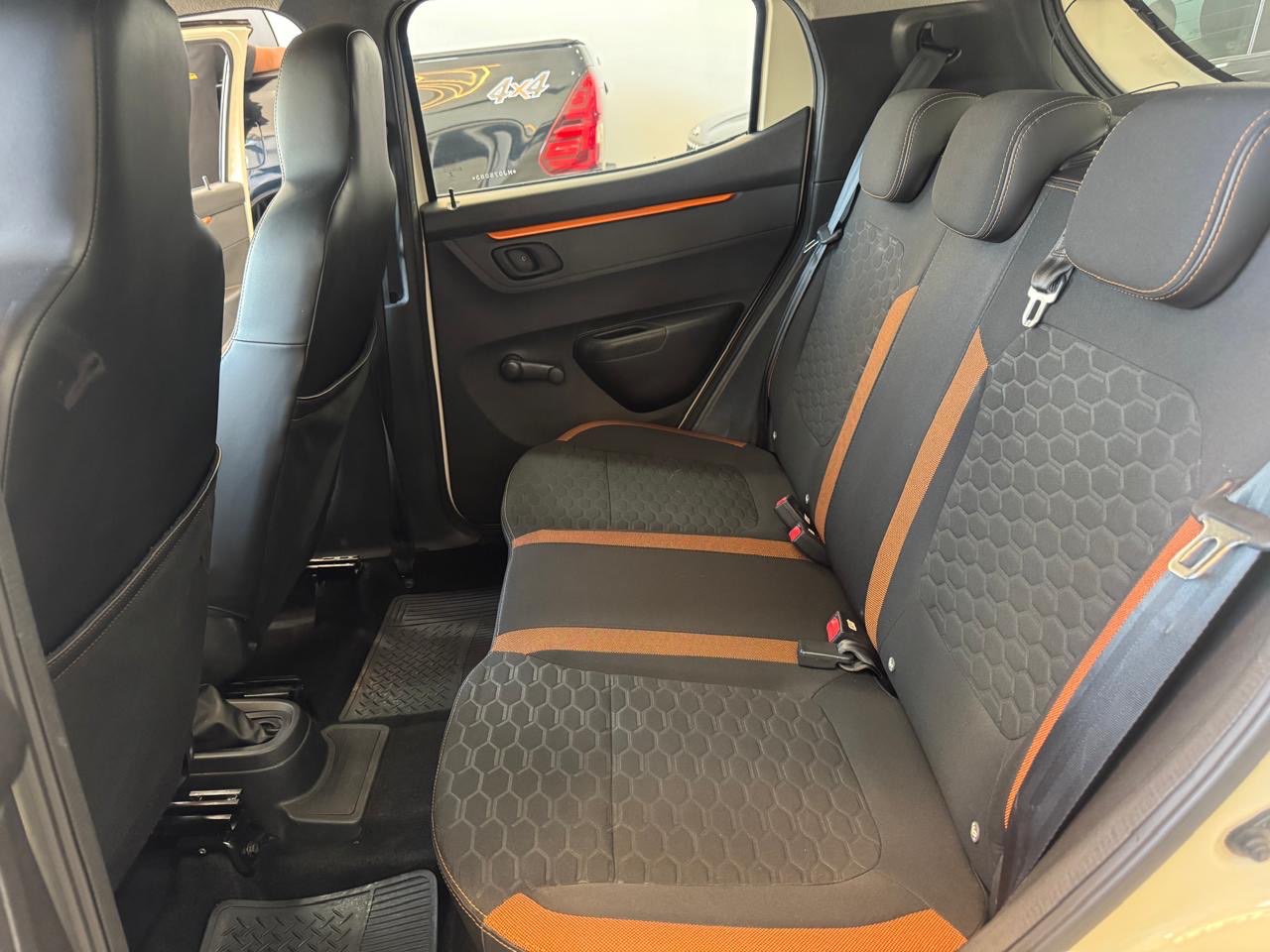 Kwid 1.0 12V 4P SCE FLEX OUTSIDER