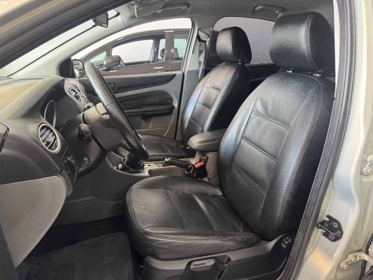 Focus Hatch 1.6 4P GLX FLEX