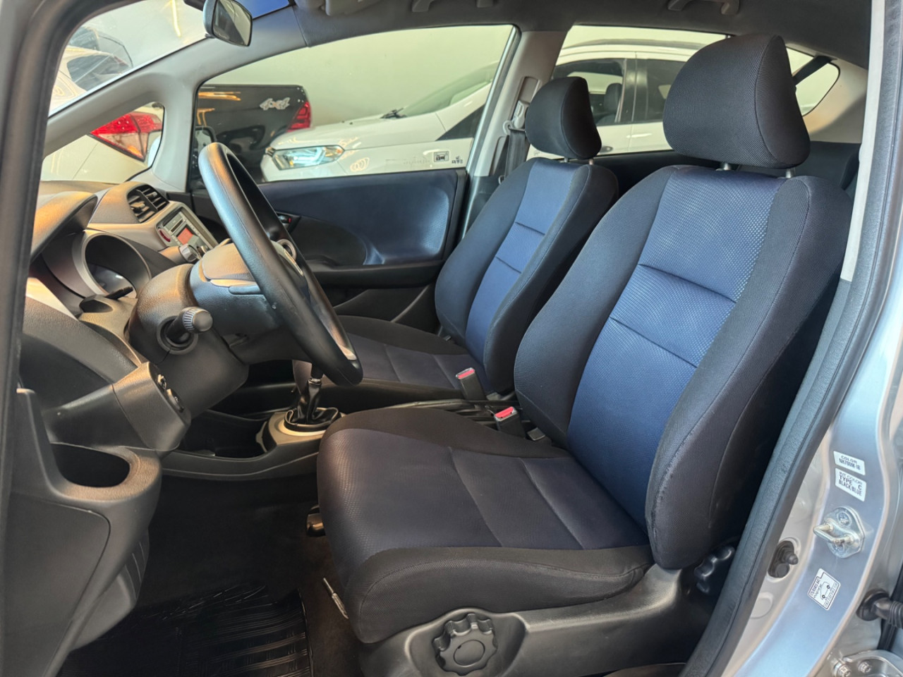 Fit 1.4 16V 4P LX FLEX