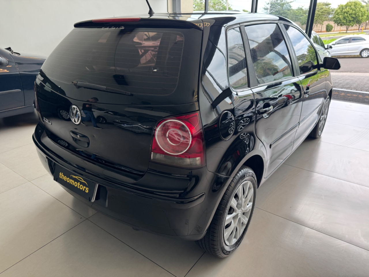 Polo Hatch 1.6 4P