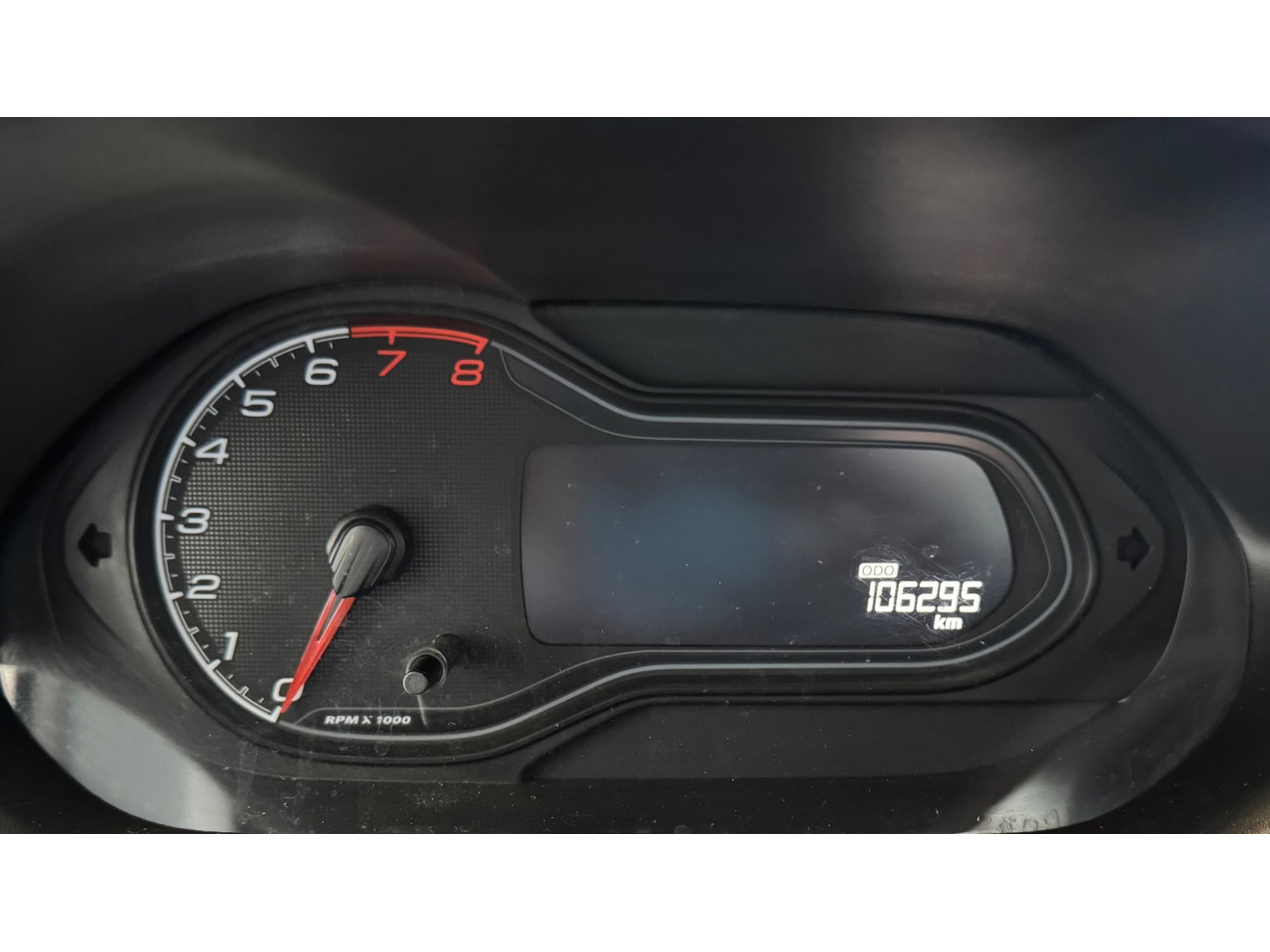 Onix Hatch 1.4 4P FLEX LT AUTOMÁTICO