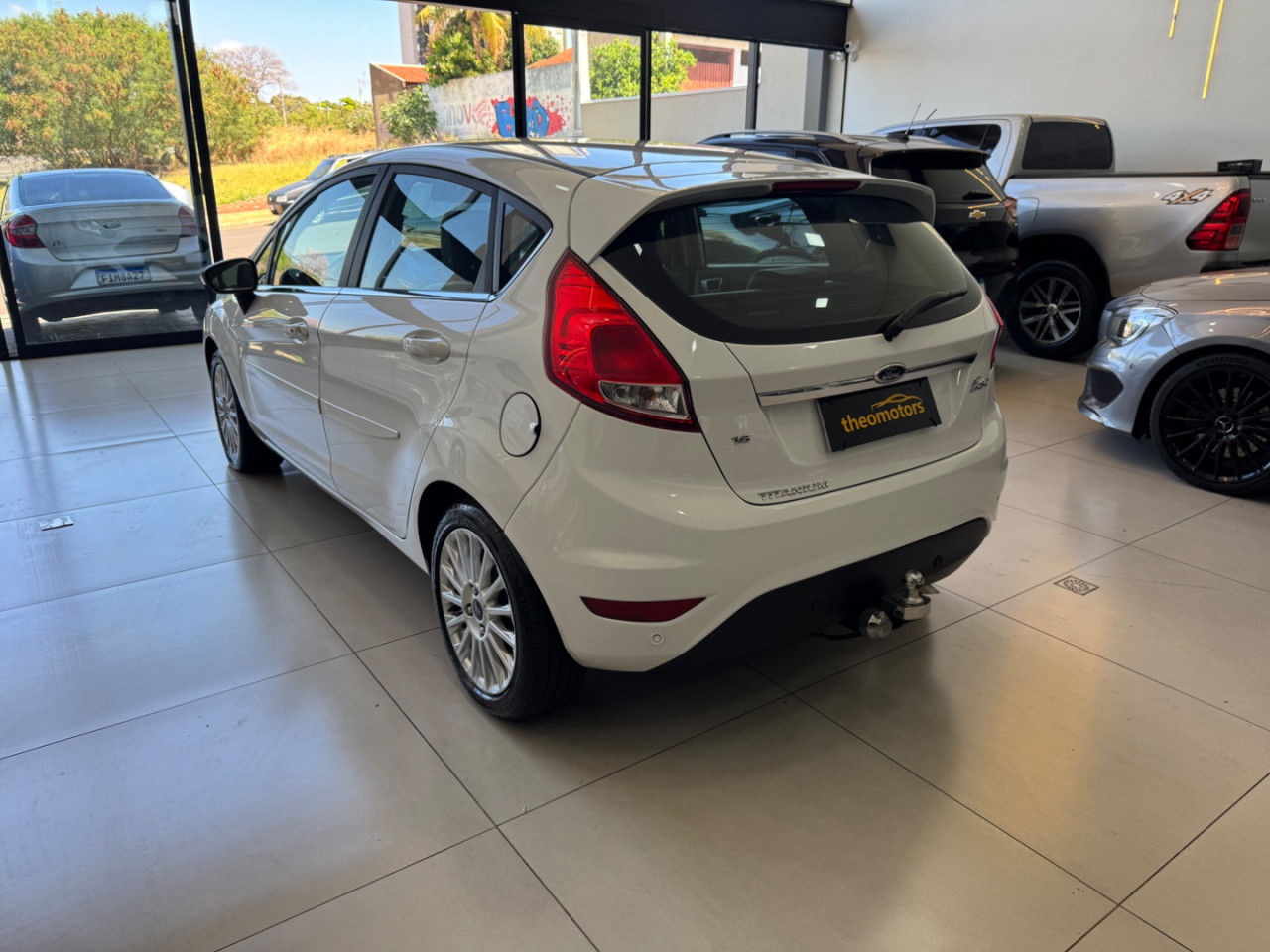 Fiesta Hatch 1.6 16V 4P FLEX TITANIUM POWERSHIFT AUTOMÁTICO