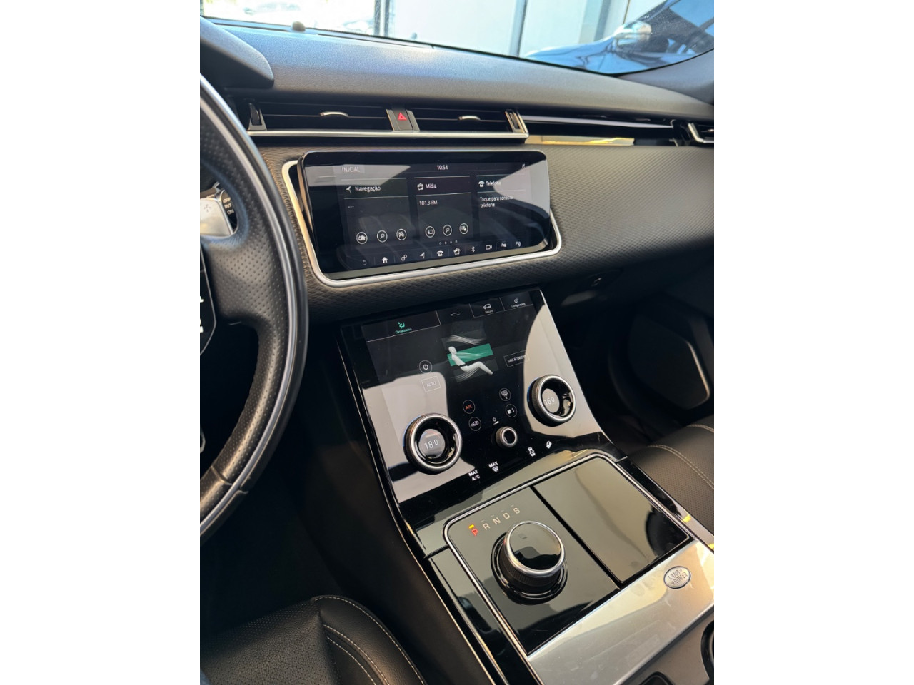 Range Rover Velar 2.0 16V 4P P300 SE R-DYNAMIC AUTOMÁTICO