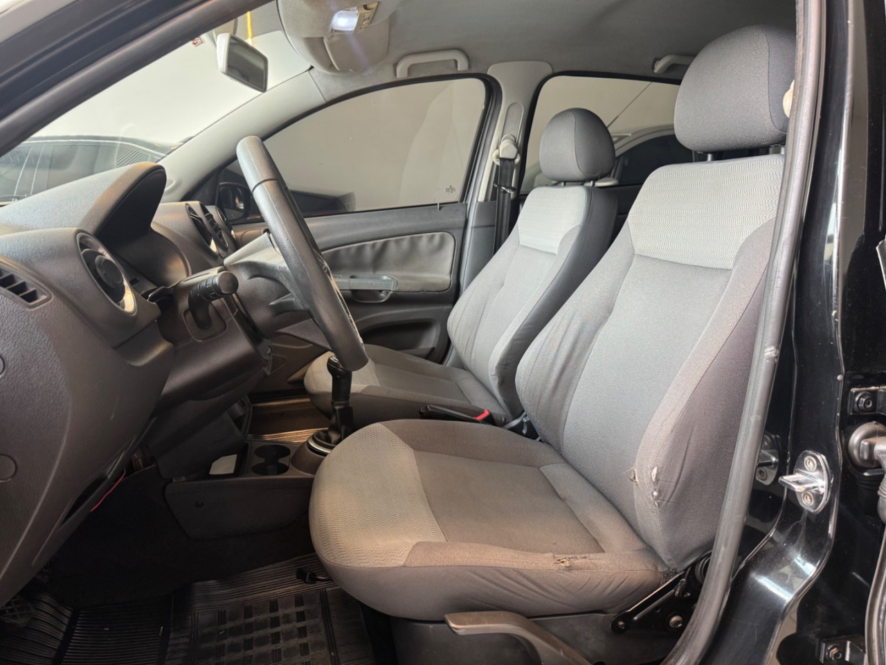 Voyage 1.6 4P FLEX