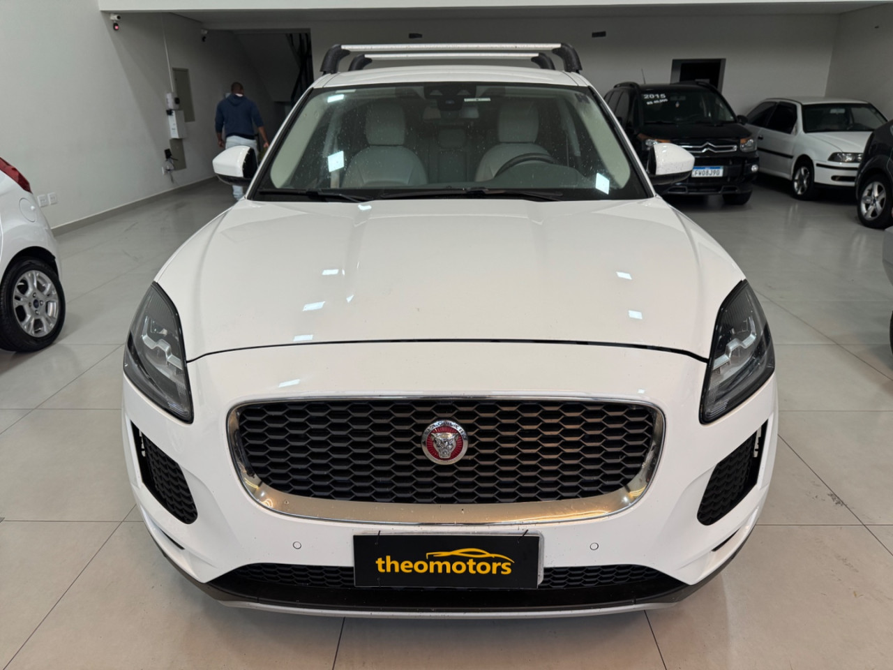 E-Pace 2.0 P250 FLEX PURE AWD TURBO AUTOMÁTICO