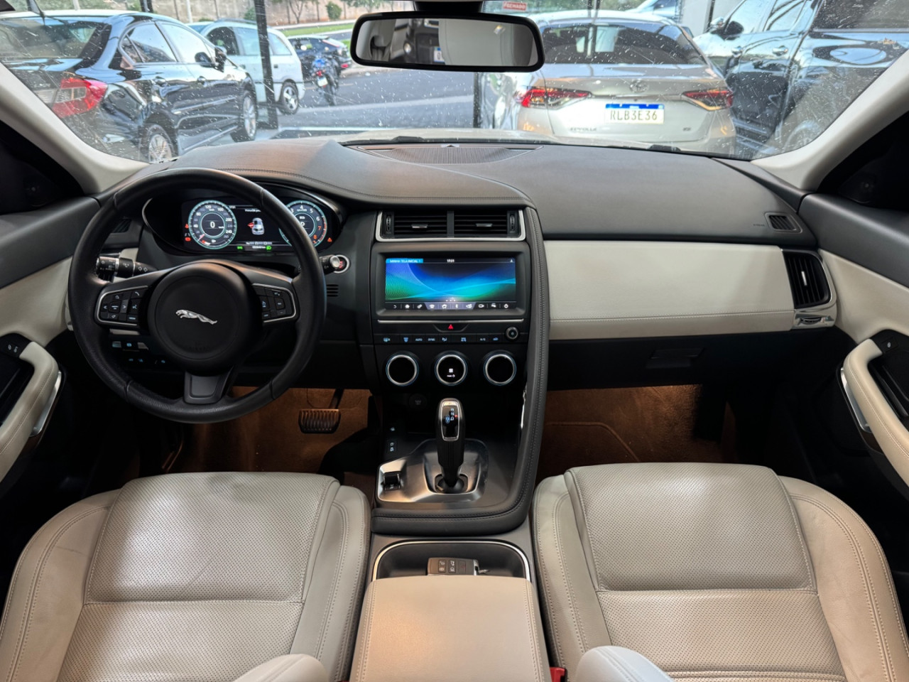 E-Pace 2.0 P250 FLEX PURE AWD TURBO AUTOMÁTICO