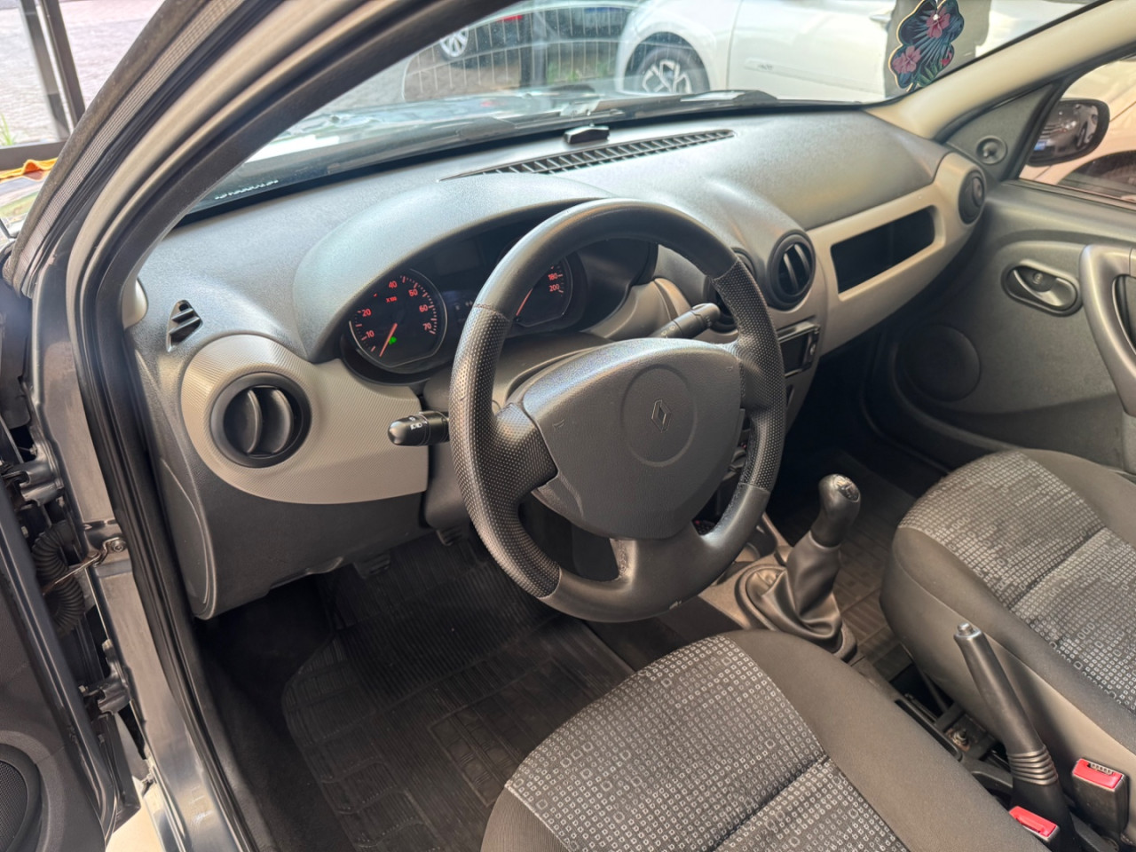 RENAULT Sandero 1.6 16V 4P FLEX SCE EXPRESSION