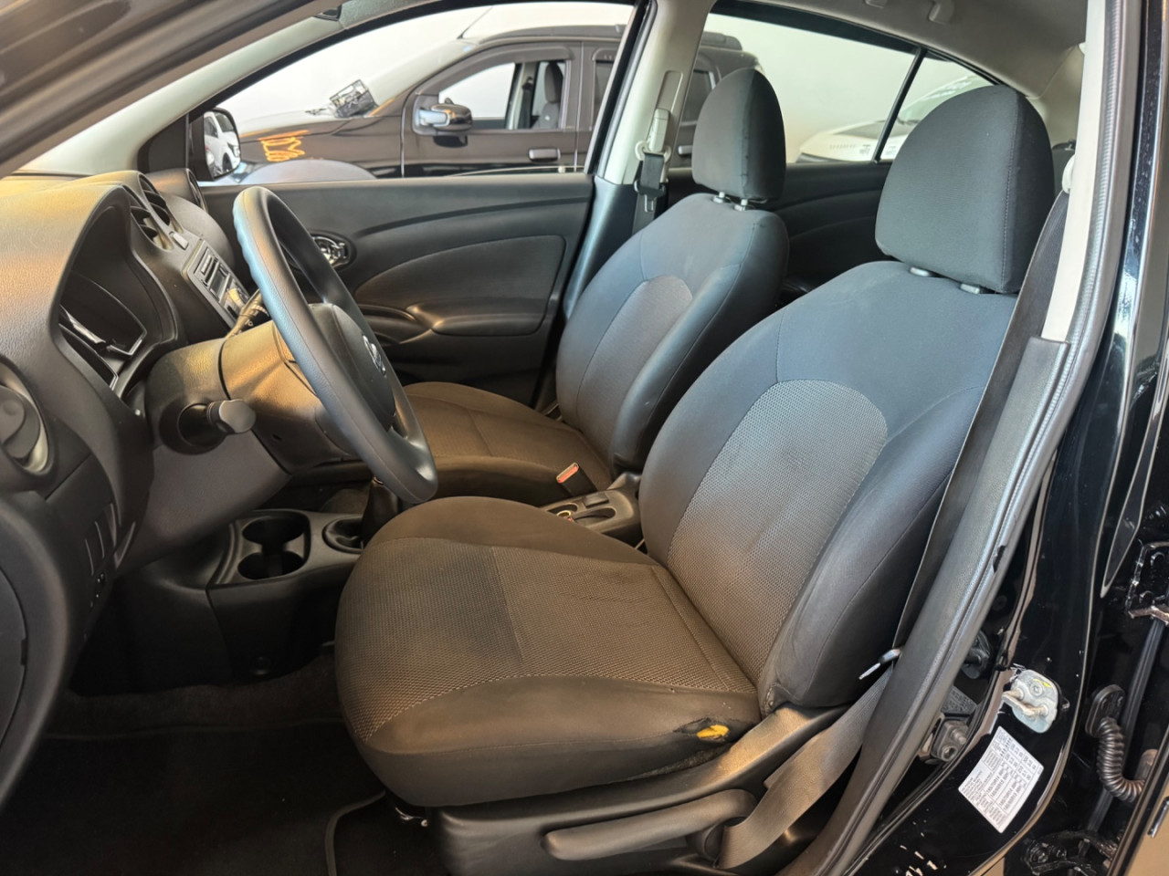 Versa Sedan 1.6 16V 4P FLEX SL