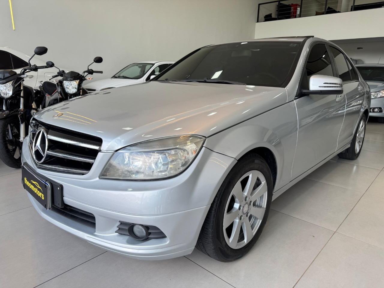 C 200 1.8 16V 4P CGI SPORT AUTOMÁTICO