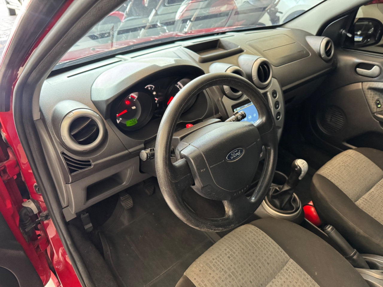 Fiesta Sedan 1.6 4P FLEX