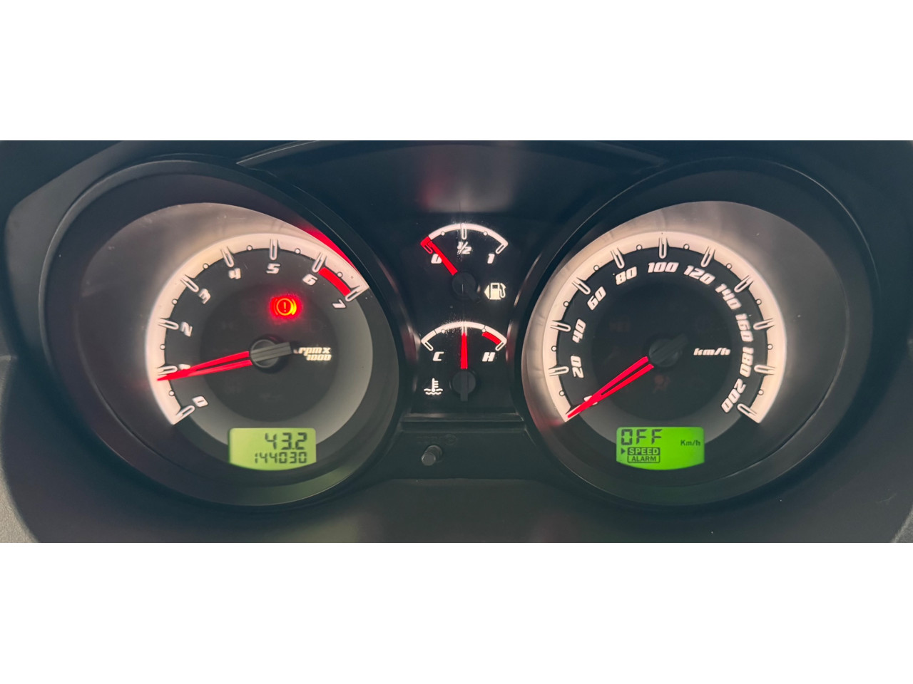 Fiesta Sedan 1.6 4P FLEX