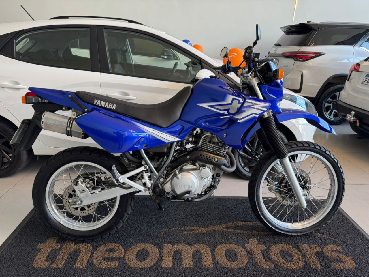 XT 600 E Modelo sem Versão