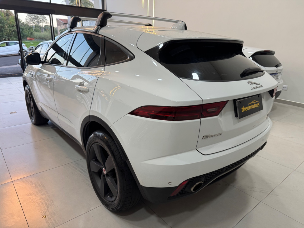 E-Pace 2.0 P250 FLEX PURE AWD TURBO AUTOMÁTICO