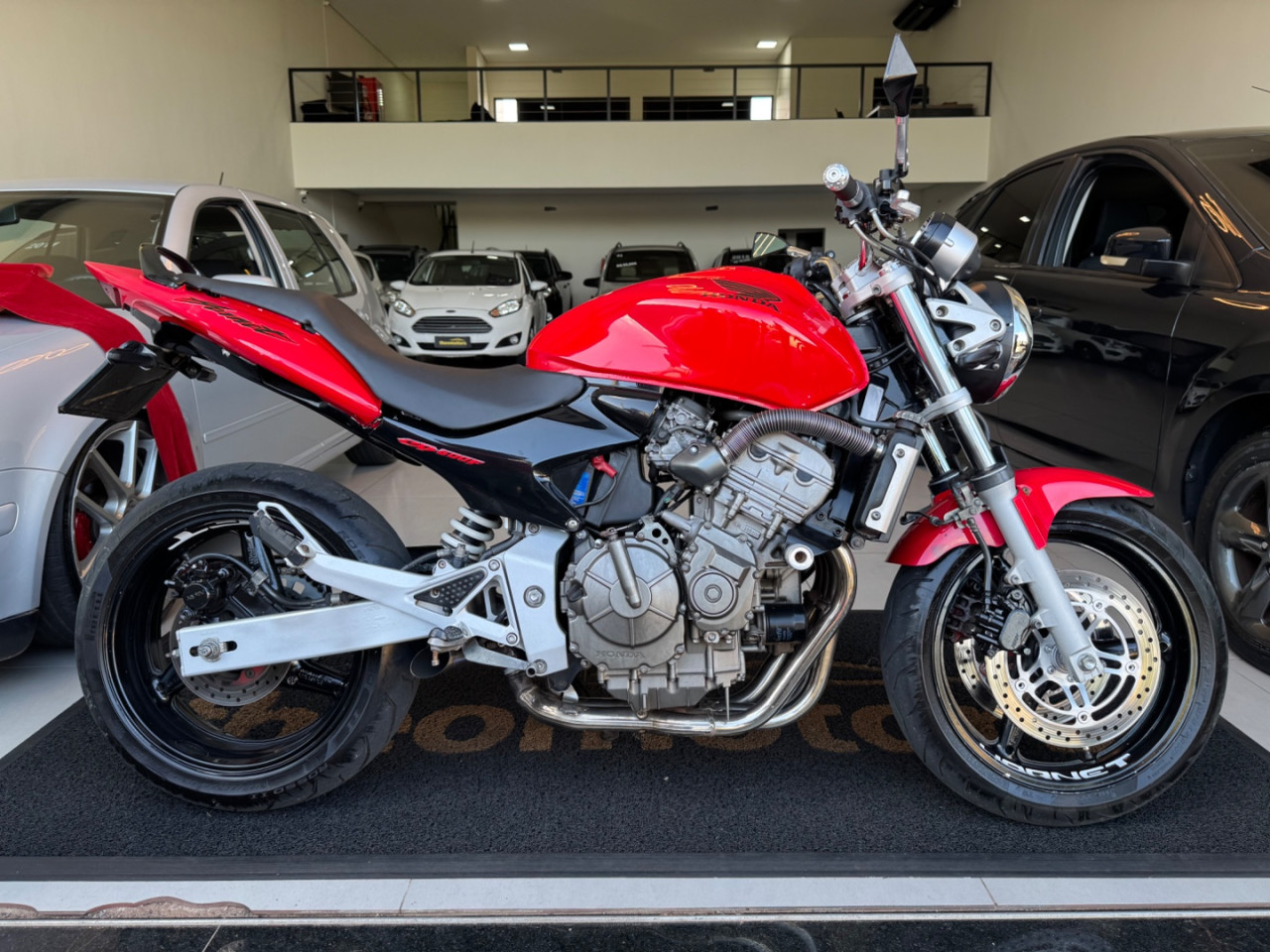 CB 600 F HORNET SEM ABS
