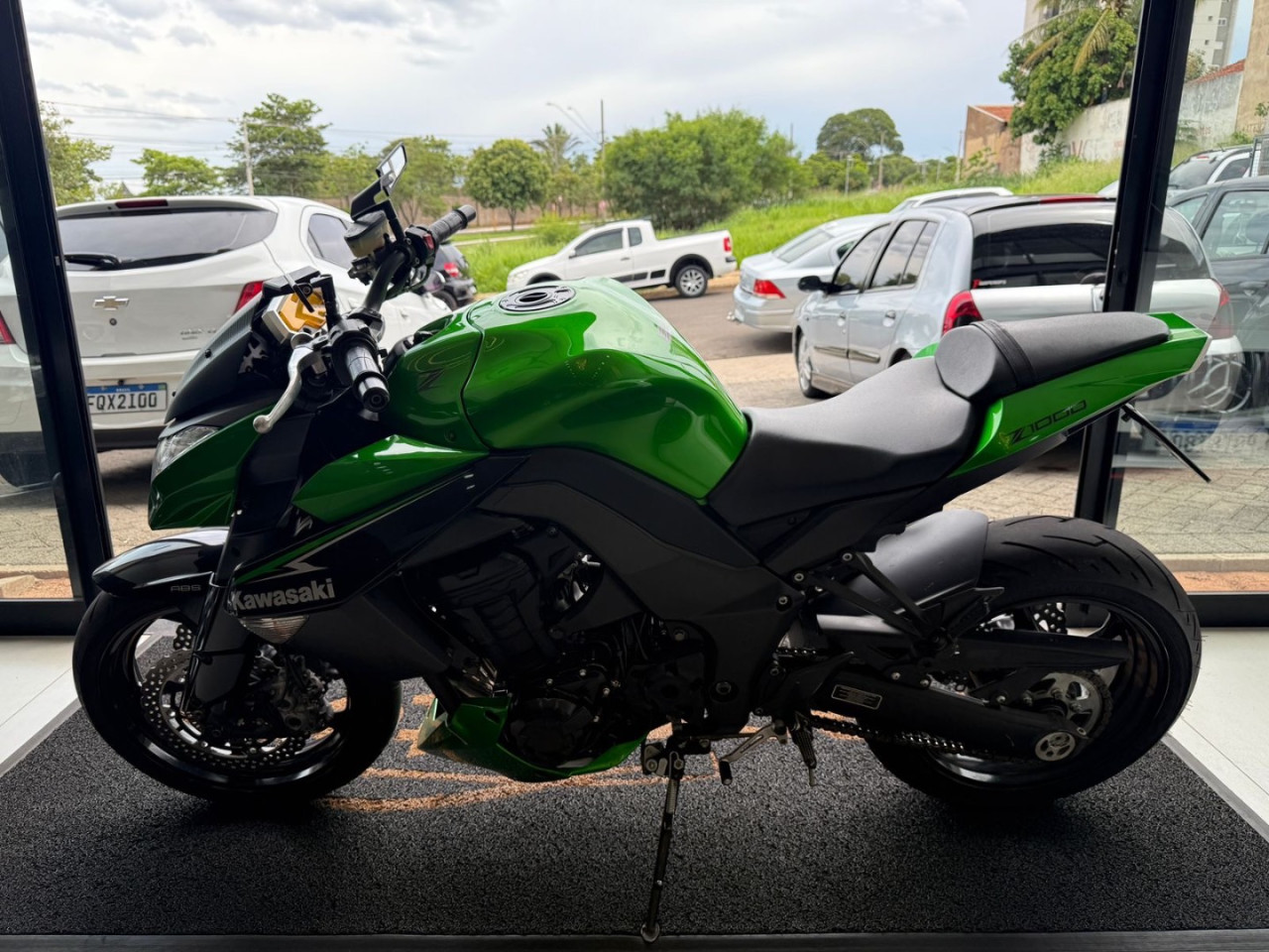 KAWASAKI Z 1000 Modelo sem Versão
