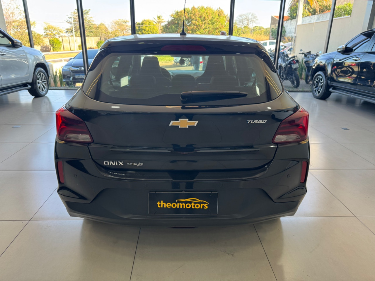 Onix Hatch 1.0 4P FLEX LT TURBO