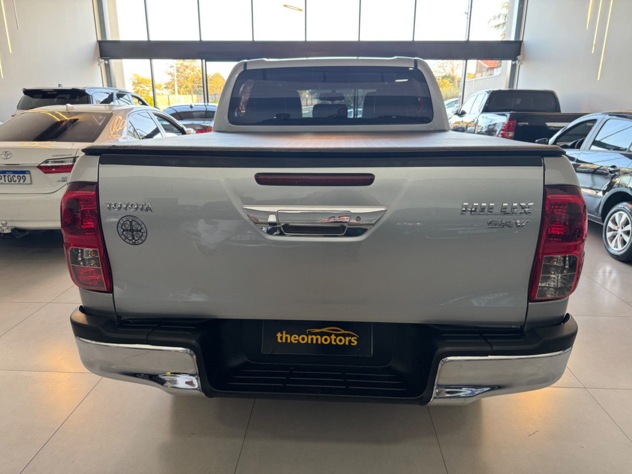 Hilux Caminhonete 2.8 16V SRV 4X4 DIESEL CABINE DUPLA AUTOMÁTICO
