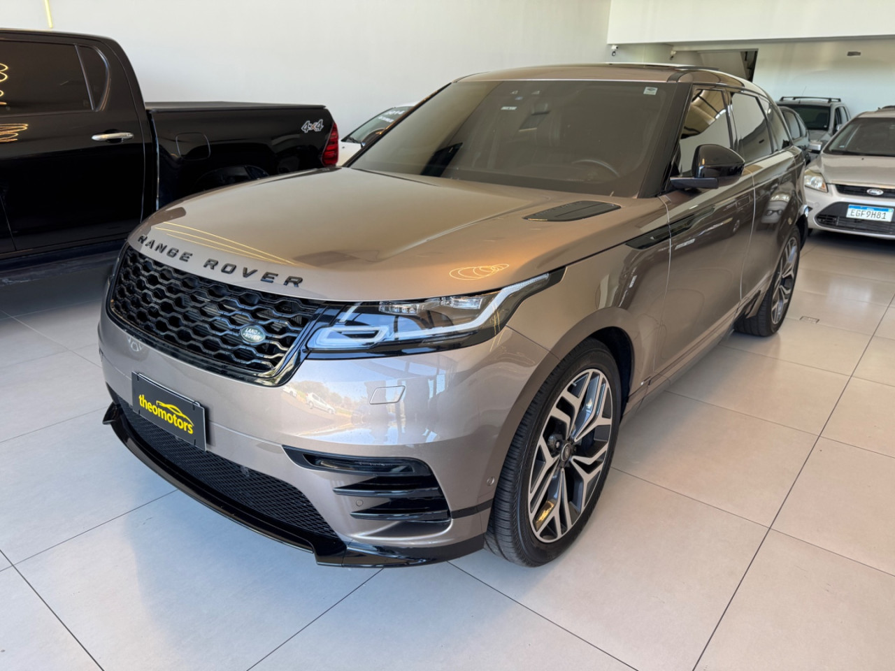 Range Rover Velar 2.0 16V 4P P300 SE R-DYNAMIC AUTOMÁTICO