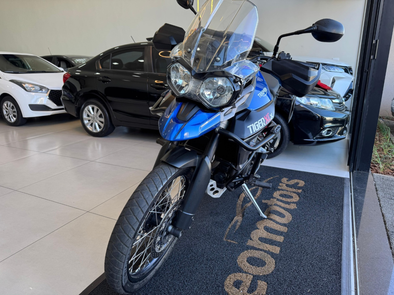 Tiger 800 XCX