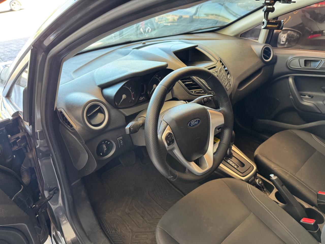 FORD Fiesta Sedan 1.6 4P FLEX SE POWERSHIFT AUTOMÁTICO