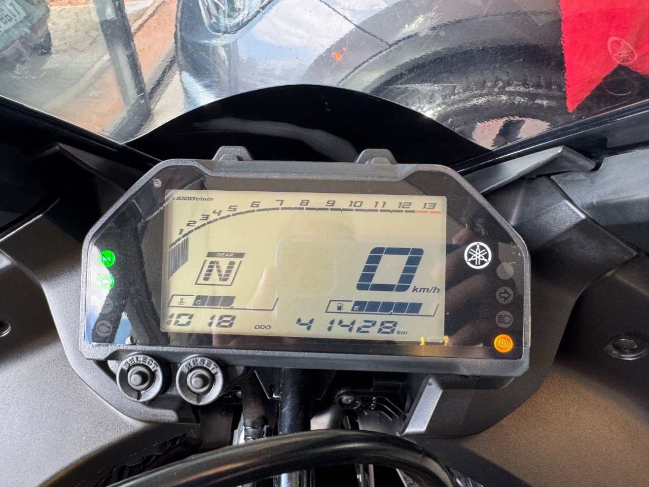 YZF R3 300 Modelo sem Versão
