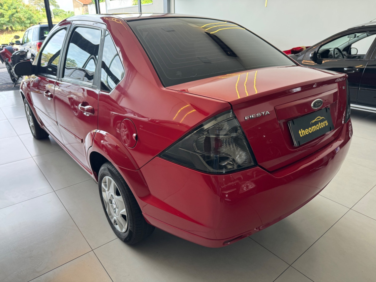 Fiesta Sedan 1.6 4P FLEX