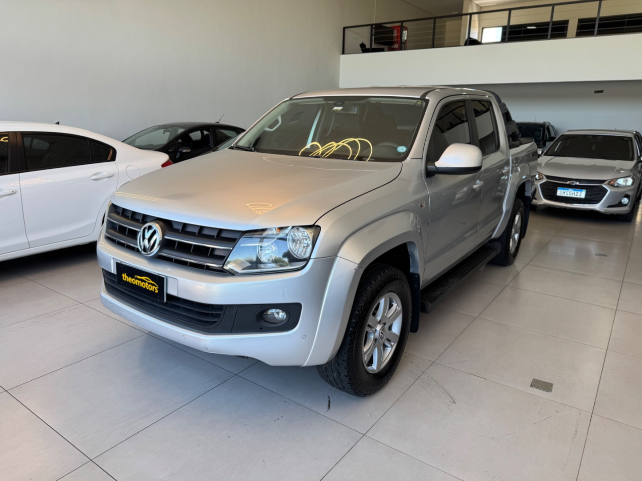 VOLKSWAGEN Amarok 2.0 16V 4X4 CABINE DUPLA TRENDLINE TURBO INTERCOOLER