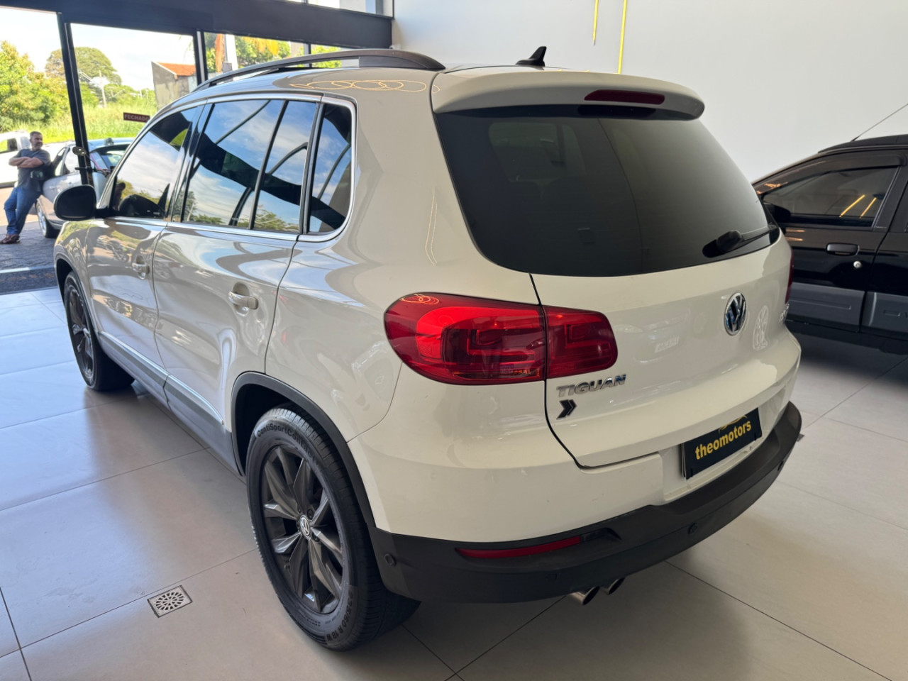 Tiguan 2.0 16V 4P TSI 4WD TURBO AUTOMÁTICO