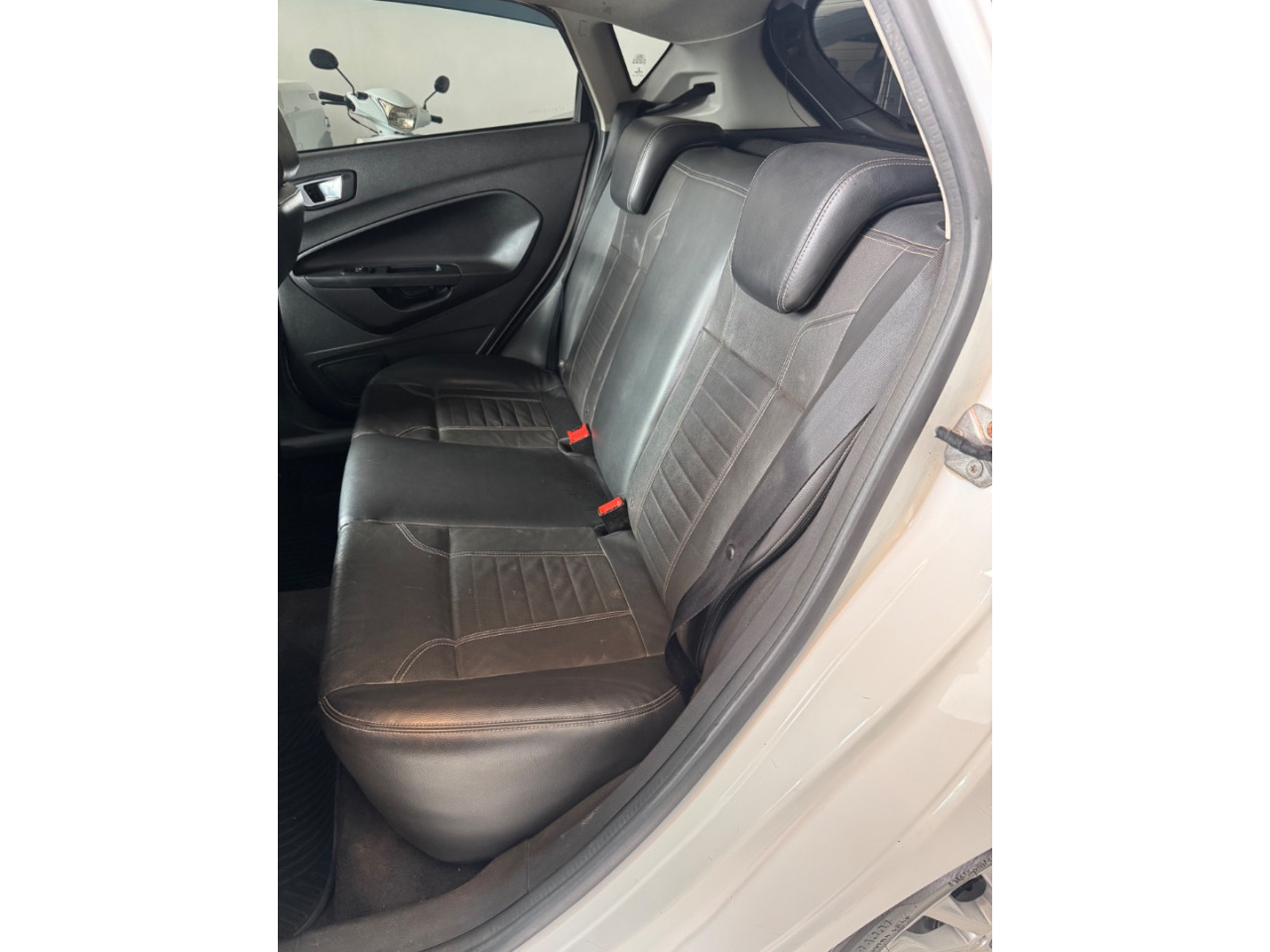 FORD Fiesta Hatch 1.6 16V 4P FLEX SE POWERSHIFT AUTOMÁTICO