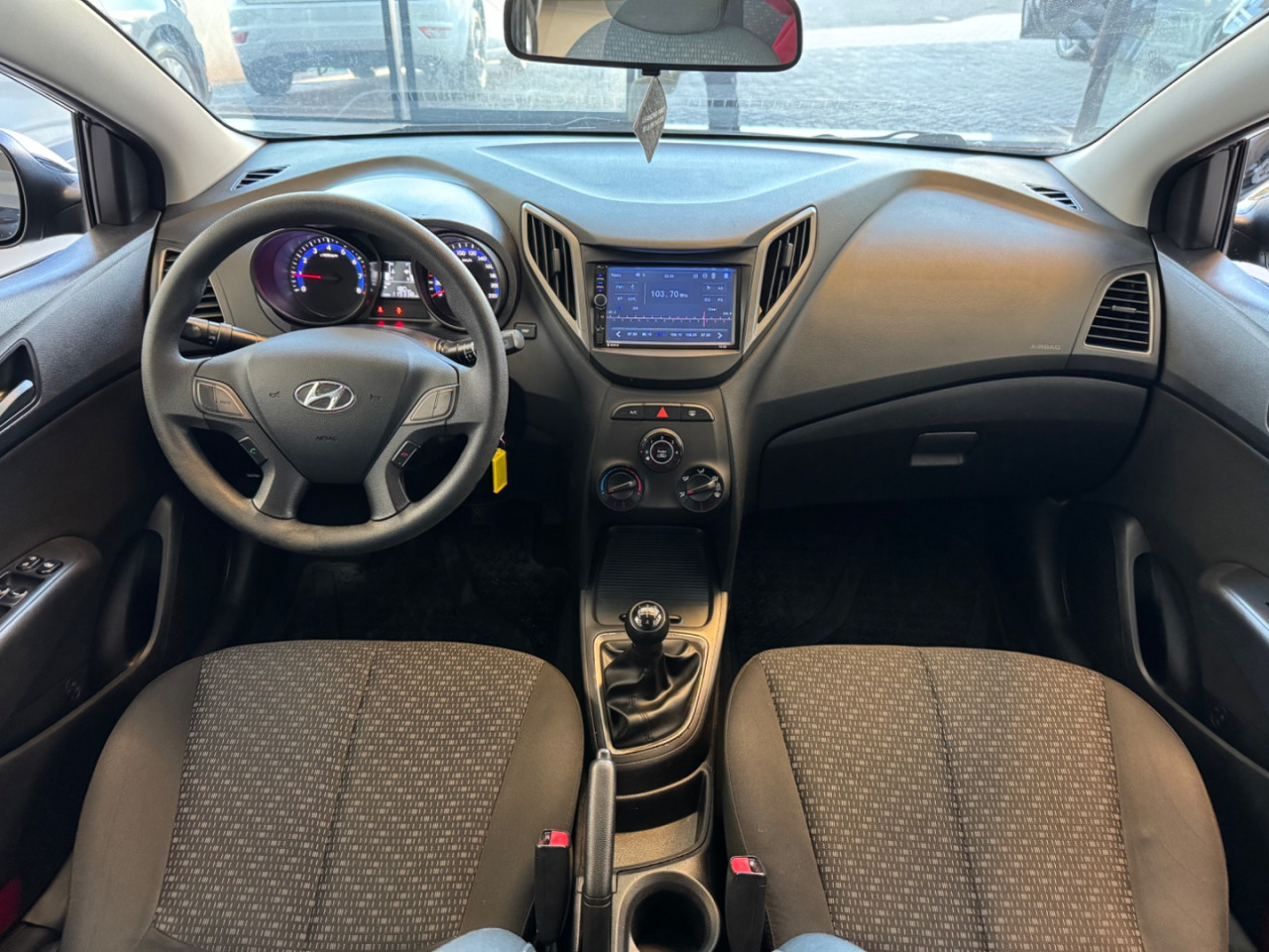 HB 20 Hatch 1.0 12 V 4P FLEX COMFORT STYLE
