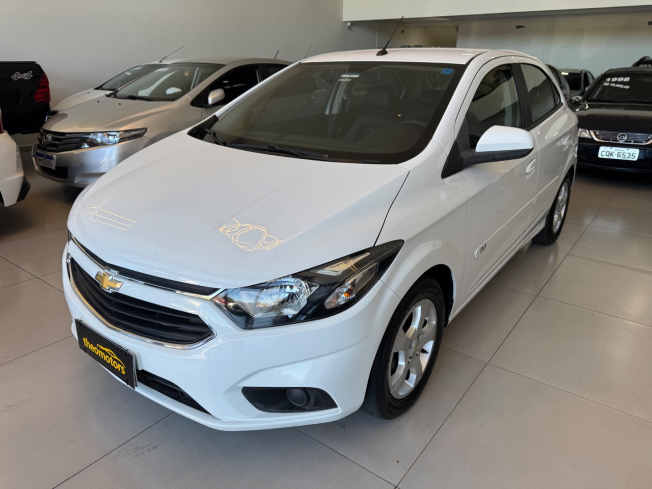 Onix Hatch 1.4 4P FLEX LT AUTOMÁTICO
