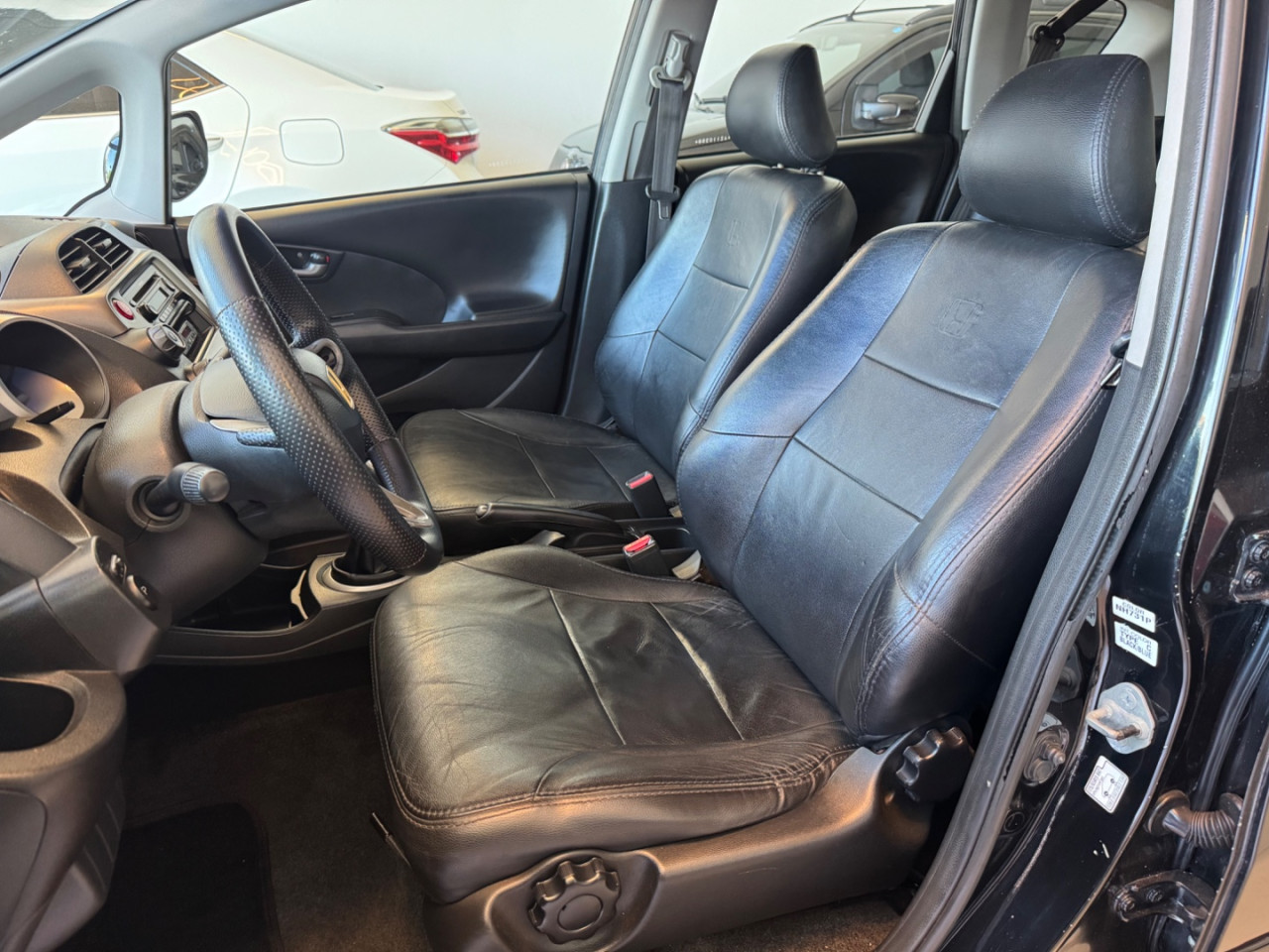 Fit 1.4 16V 4P LX FLEX