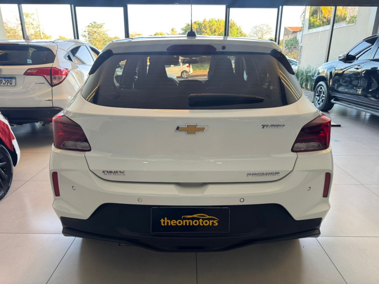 Onix Hatch 1.0 4P FLEX LT TURBO