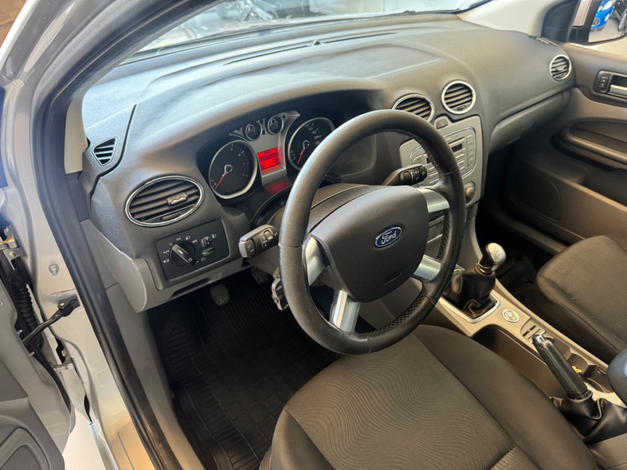 Focus Hatch 2.0 16V 4P GLX FLEX