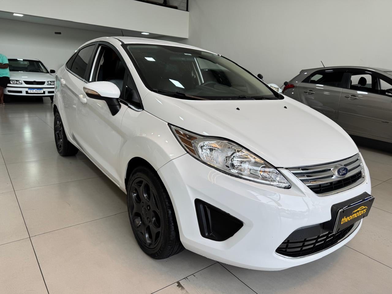 FORD Fiesta Sedan 1.6 16V 4P SE FLEX