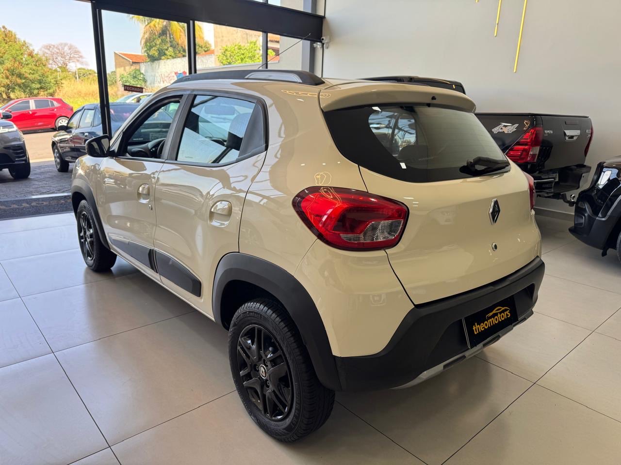 Kwid 1.0 12V 4P SCE FLEX OUTSIDER