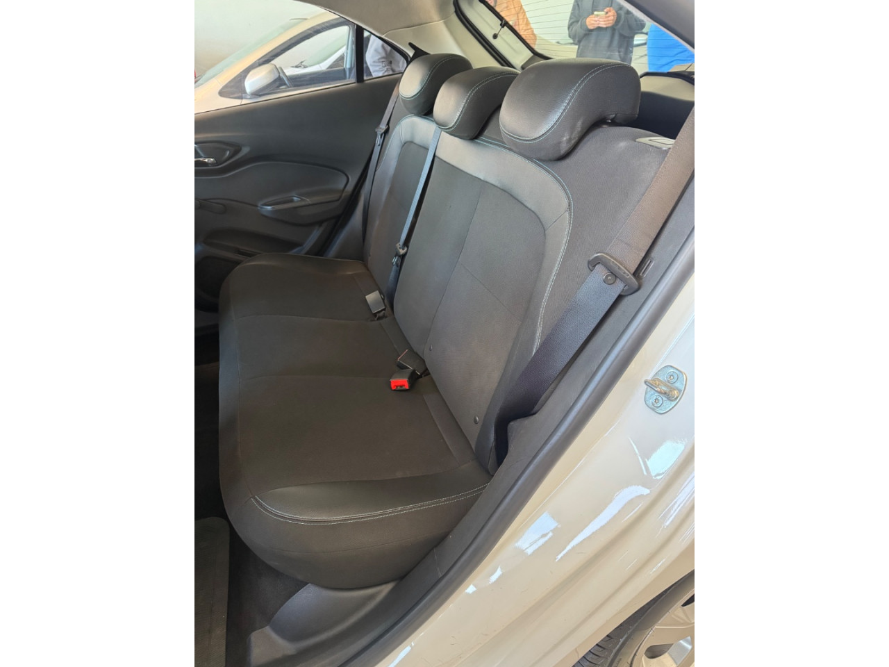 Onix Hatch 1.4 4P FLEX LT AUTOMÁTICO