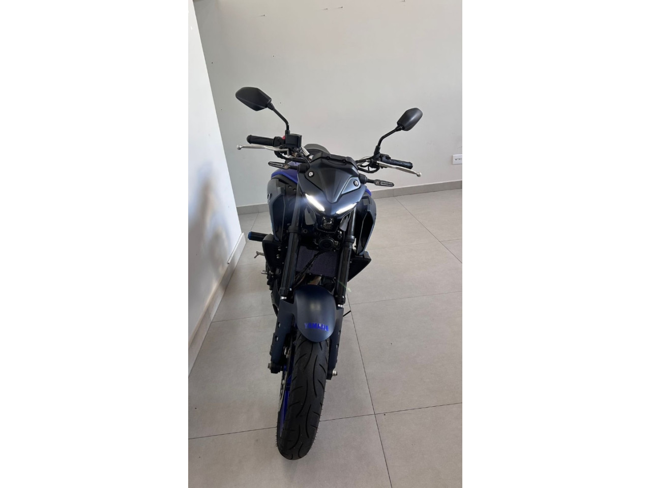 MT-03 300 Modelo sem Versão