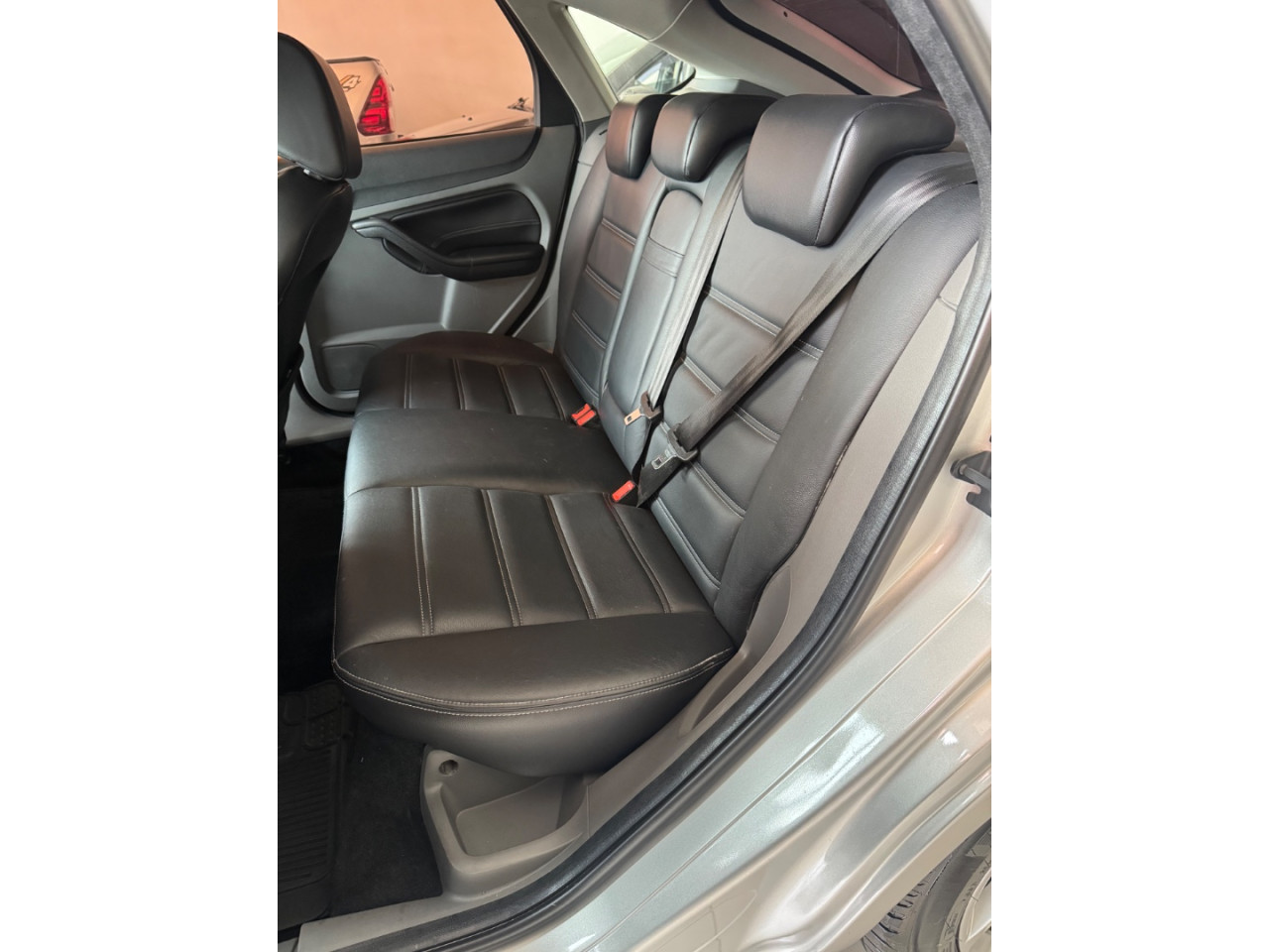 Focus Hatch 2.0 16V 4P TITANIUM FLEX