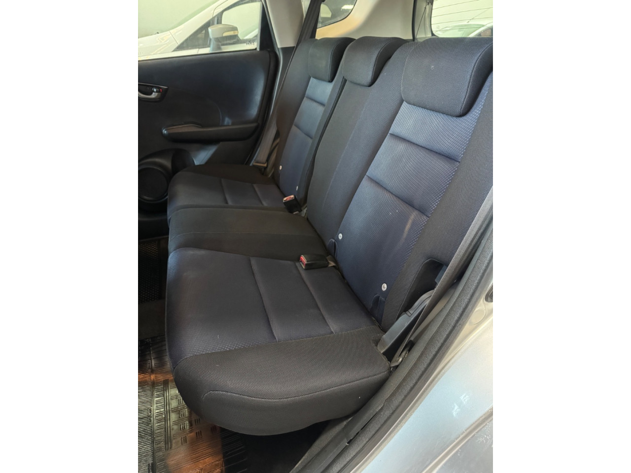 Fit 1.4 16V 4P LX FLEX