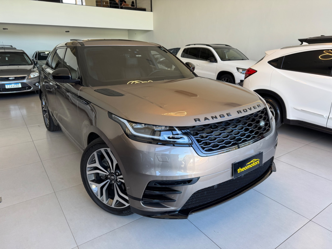 Range Rover Velar 2.0 16V 4P P300 SE R-DYNAMIC AUTOMÁTICO