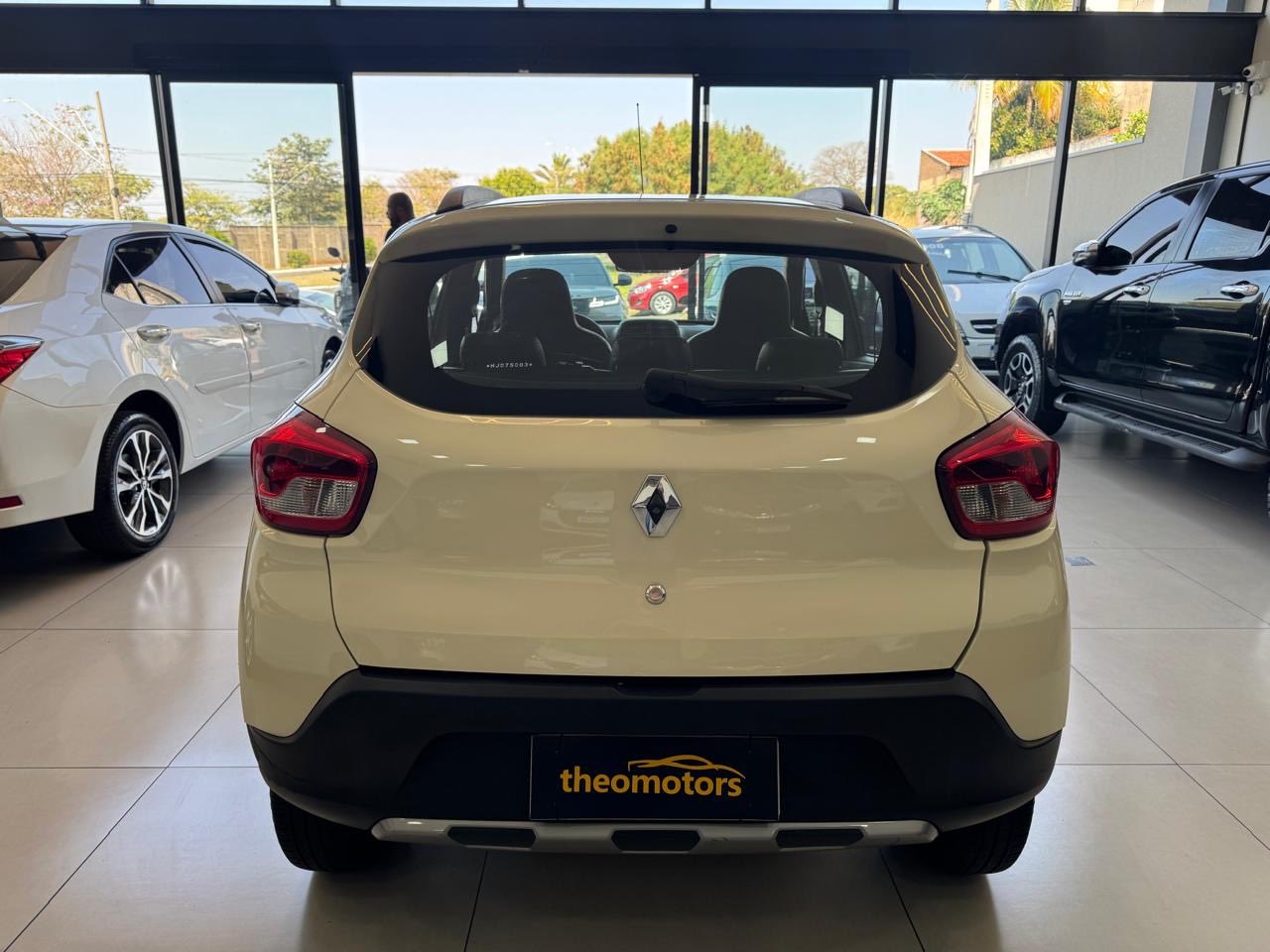 Kwid 1.0 12V 4P SCE FLEX OUTSIDER